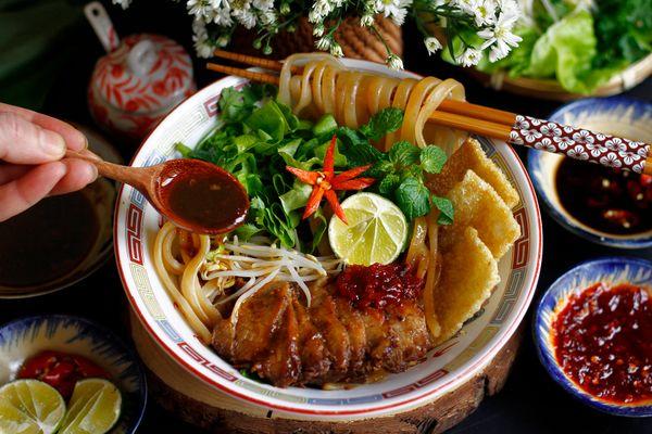Cao Lầu History: The Strange Origin of Hội An's Noodle