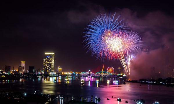 DIFF 2026 Free Viewing Spots: Where Locals Watch Fireworks